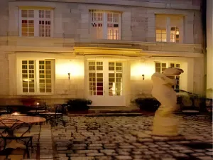 Hôtel la Monnaie Arty & Spa