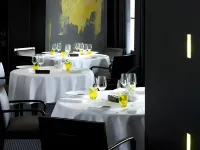 La Pyramide - Maison Henriroux - sarapan