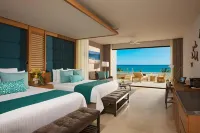 Dreams Playa Mujeres