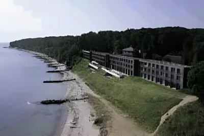 Helnan Marselis Hotel Hotels near Aarhus H