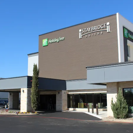 Holiday Inn DALLAS MARKET CTR LOVE FIELD by IHG