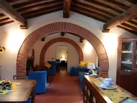 Fonte Del Castagno Hotels in Lucignano