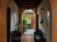 Hotel Villa Florencia Centro Historico - parking