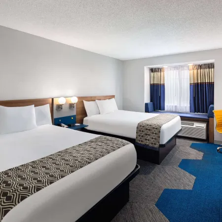Microtel Inn & Suites by Wyndham Bowling Green
