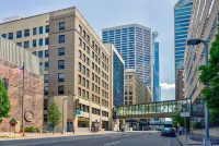 Home2 Suites by Hilton Minneapolis Downtown Hotels near Chute Square