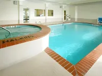 Holiday Inn Express LA PLATA by IHG - Pools