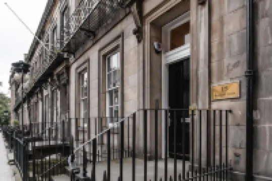 The Rutland Hotel & Apartments