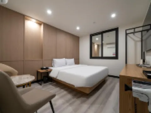 Sacheon Hotel 104 Hotels in Sacheon