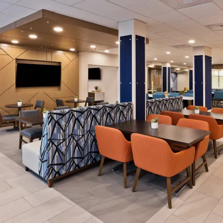 Holiday Inn Express COLUMBUS - FORT BENNING AREA by IHG