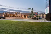 Royal Hotel West Edmonton, Trademark Collection by Wyndham Hotels near Meadowlark mall