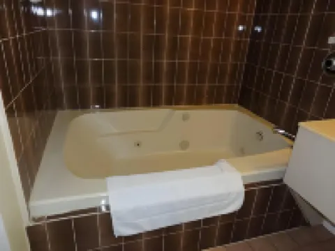 Knights Inn - Park Villa Motel, Midland Hoteles en Midland