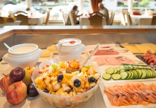 1. 호텔 라이니시 ..