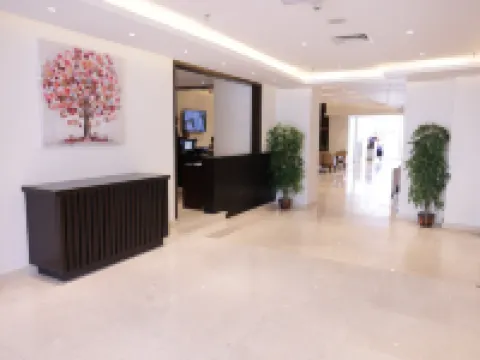 Dolphin Continental Hotel โรงแรมในSalmiya