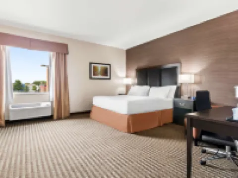 Best Western Plus Fergus Hotel Hotels in Wellington County