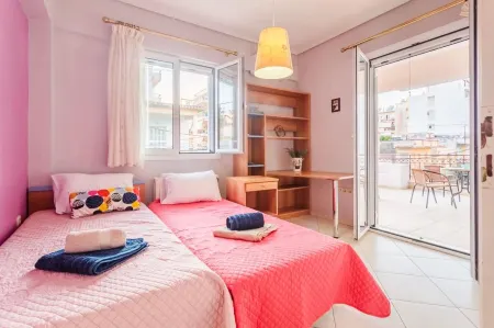 Spacious Urban Haven-Family Home, Perfect Location