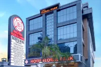 Hotel Floral Park فنادق في Pala