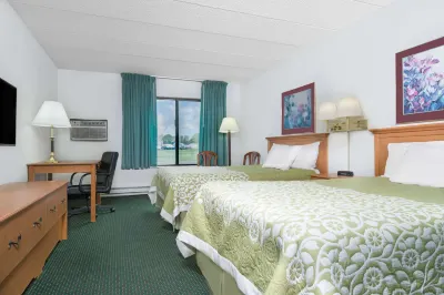 Days Inn by Wyndham St Cloud Hotel di Stasiun Cloud