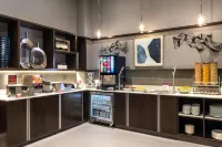 Holiday Inn Express BOSTON - QUINCY by IHG - Aamiainen