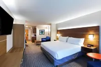 Holiday Inn Express & Suites Tulsa S Broken Arrow Hwy 51 Отели в г. Брокен-Эрроу