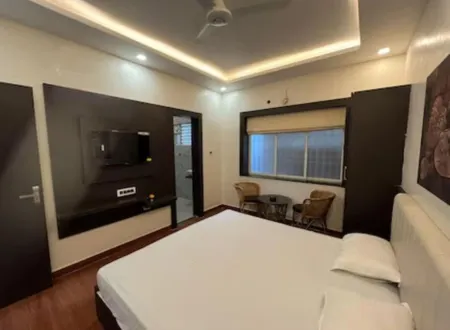 Hotel Shivalaya,Gaya Отели рядом с достопримечательностью «Vishnupad Temple»