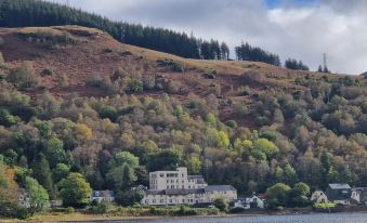 Loch Long Hotel