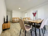 Bright Apartment Near Granada Center Hotels in Albolote