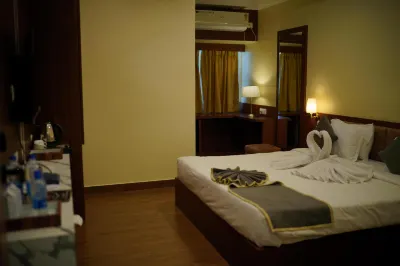 Hotel Pearl Orchid Hotels near Geeta Mandir