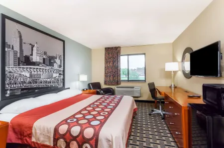 Super 8 by Wyndham Eddyville/Kuttawa Отели в г. Принстон