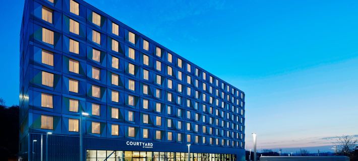 Courtyard Luton Airport Hotels in London