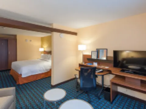 フェアフィールド・イン＆スイート・エンタープライズ エンタープライズのホテル