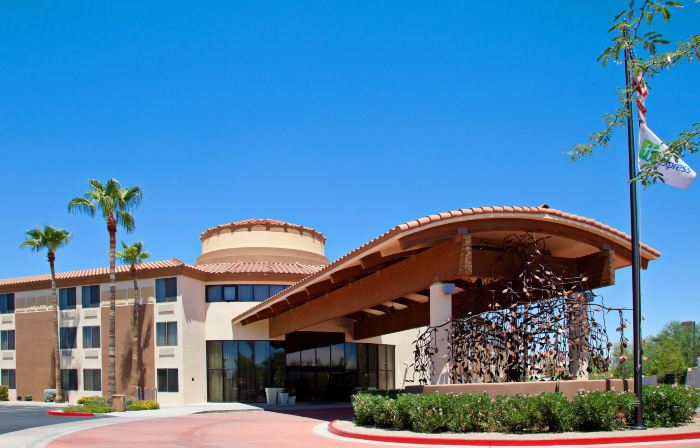 Holiday Inn Express SCOTTSDALE NORTH by IHG