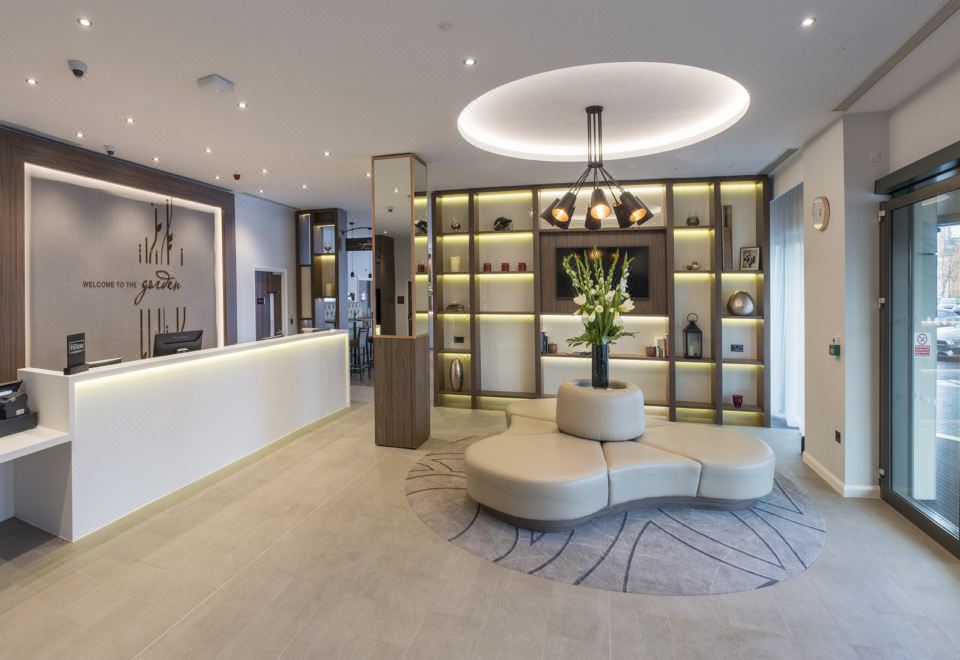 힐튼 가든 인 맨체스터 에메레이트 올드 트래포드 로비