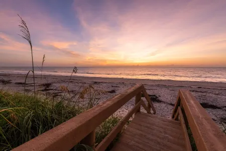 Beachfront Vacation Rental, Beautiful Views from the 1st story.