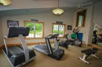 Brand New Listing! Amazing 4 Bedroom Townhome with your own private Hot Tub!!!