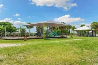 Beachside Bliss: Family-Friendly