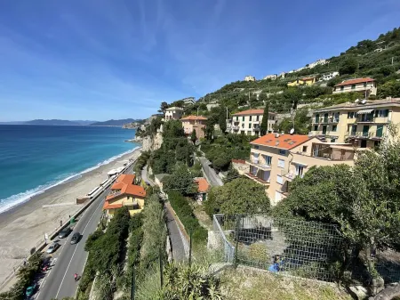 Apartment a few meters from the sea - wonderful view CIN IT009029C2JEXT4CHC