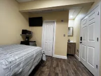 New private suite room inside the apartments building loft by UAB / Downtown.