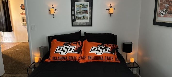 Pet friendly. Blocks to OSU - 0.7mi to BP Stadium! Hotels in Payne County