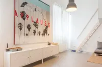 New and stylish Loft design, just a few minutes by subway from Piazza Duomo Hôtels à : Ripamonti Corvetto