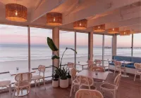Henley Beachfront Luxury Home With Sauna Just 200m From Henley Square!
