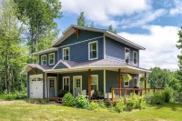 Modern Cabin on a River Bluff
