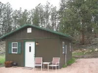 Great Quiet Location! Close to all the Attractions. - Hytter