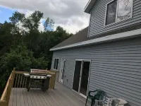 4 Bdrm 4 Bath Lake front Lake Sinissippi home