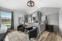 Atlanta, Airport, Entire Home Sleeps 9, 4BR's, 2.5Baths, 5Beds Hotels near Hartsfield-Jackson Atlanta International Airport