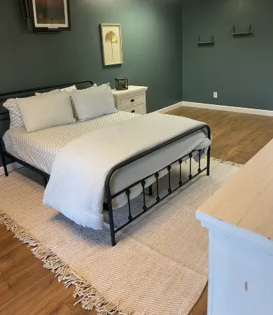 Deerfield Diary Guest Suite