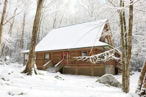 CompassCreekCabin - Luxury LogCabin on Rushing Creek