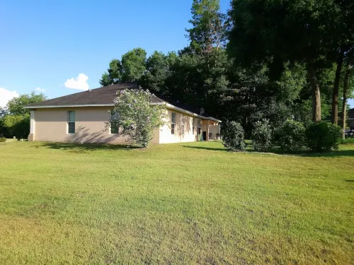 CLEAN, COMFORTABLE, FULLY PRIVATE UNIT IN GATED COMMUNITY