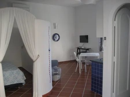 "Suite 48" mini design house for the couple on the Amalfi Coast