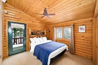 Fairway Pines: Golf, Ski, Wine