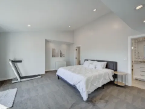 Wonderful Mountain Scenic Views with Freestanding Arcade Hotels in Bailey